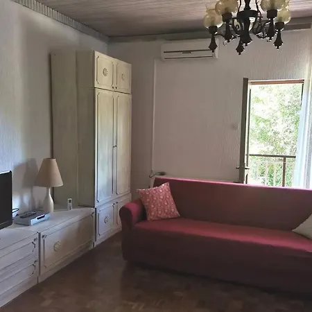 Διαμέρισμα Sanja Near The Sea, Spacious And :) Πούλα