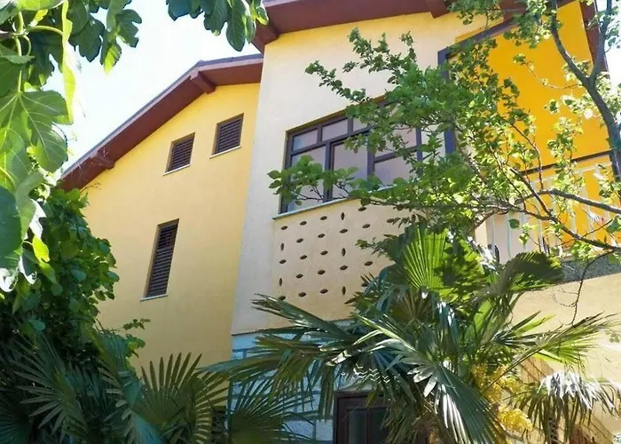 Sanja Near The Sea, Spacious And :)