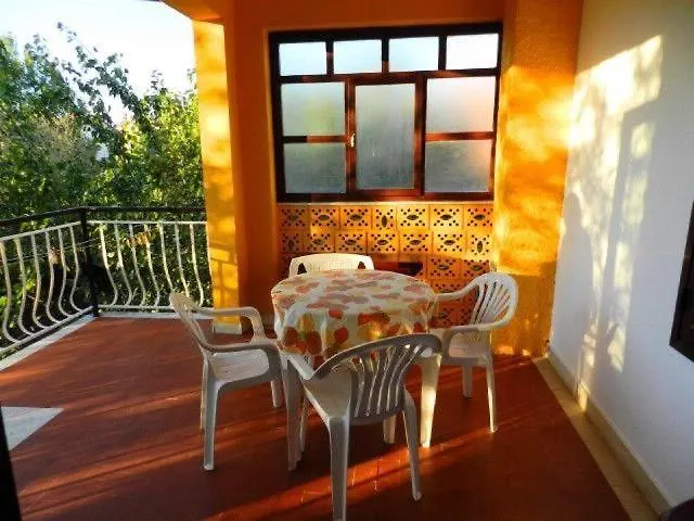 Sanja Near The Sea, Spacious And :) Apartment