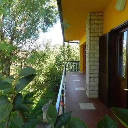 Sanja Near The Sea, Spacious And :) شقة بولا